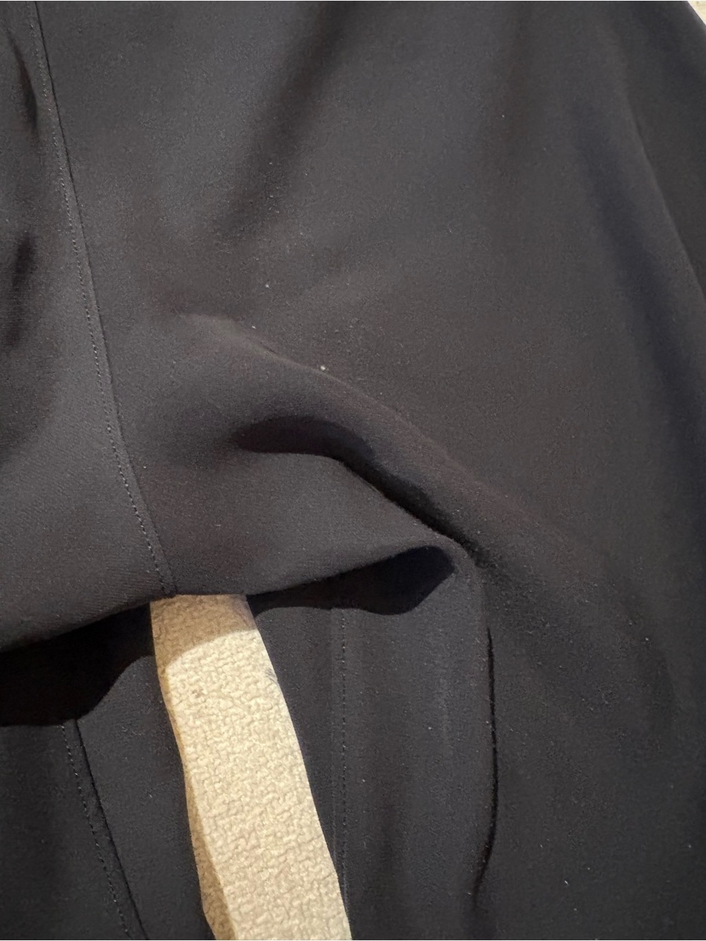 lululemon athletica Black Elastic-Waist Jogger Pants "On the Fly" - Picture 4 of 7